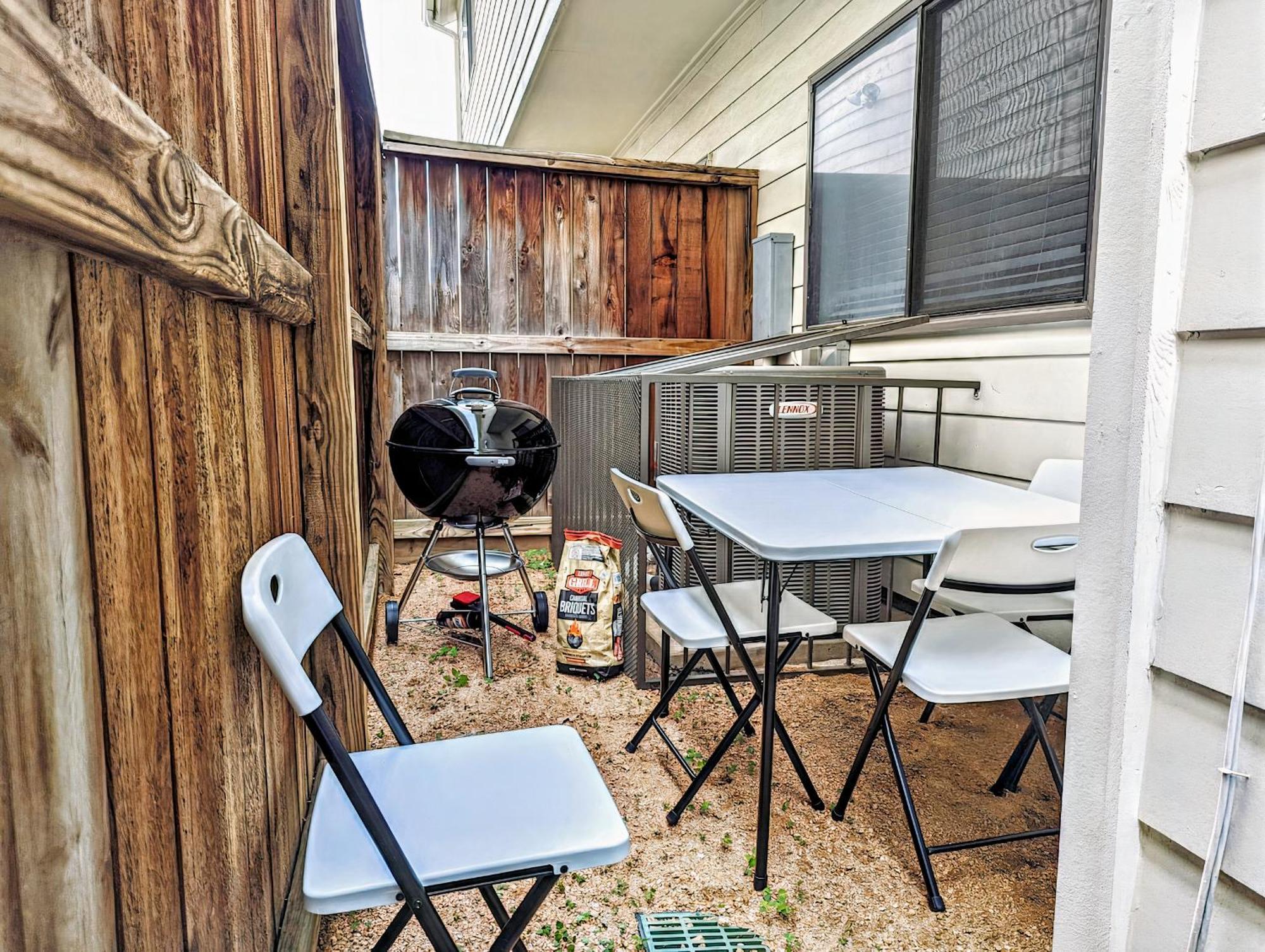 Villa Houston Getaway By Downtown Pool Table Pets Extérieur photo